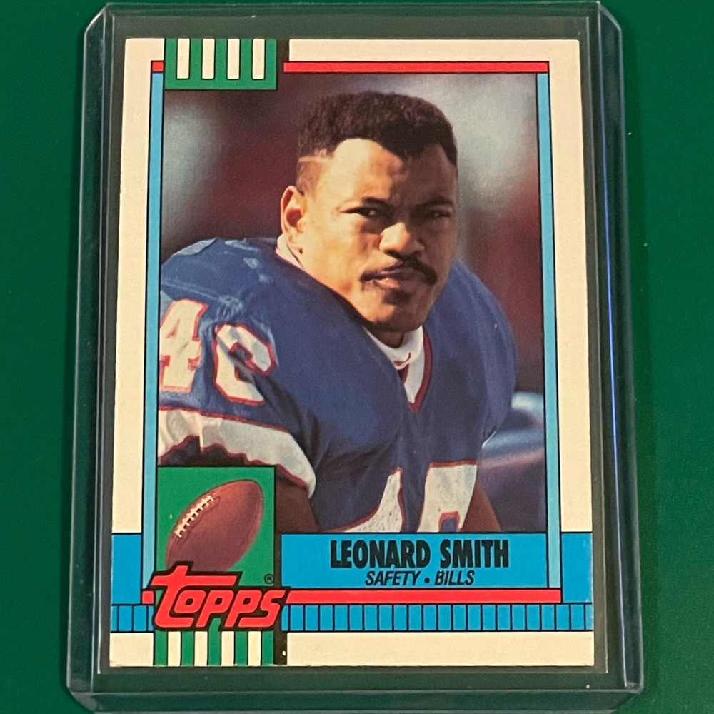 Leonard Smith #194 1990 Topps Football Trading Card